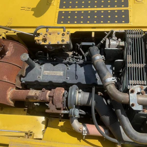 Second Hand Komatsu PC240 Excavator with 1.2M³ Bucket Capacity in Excellent Condition