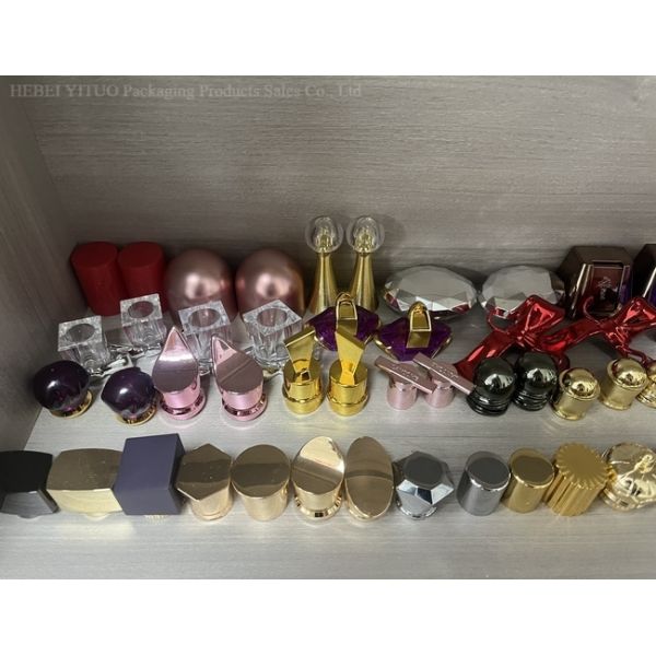 Gold Sarin Special Shape Perfume Bottle Cap Leak Proof Blow Molding