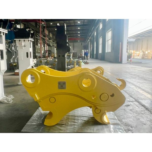 Customized Hydraulic Quick Hitch Excavator Digger Attachments For Earthwork 6