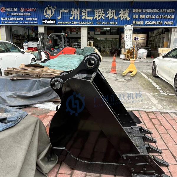 Liugong 922D Construction Machinery Parts Bucket Heavy Duty/Rock Bucket Excavator Rock Bucket