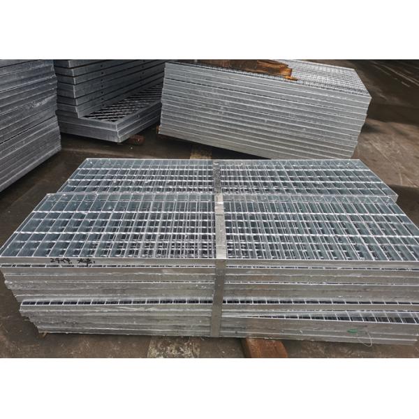 Welded Hot Dipped Stainless Bar Grating 600mm Width For Protecting