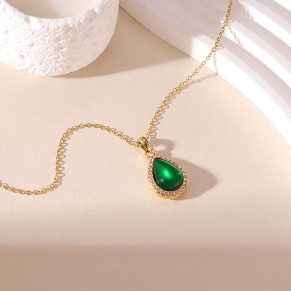 Stainless Steel Jewelry Necklace with Green Teardrop Stone Pendant in Silver and Gold