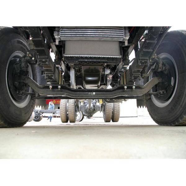 Small Goods Transporting Light Duty Trucks Two Sits Single Berth With A / C