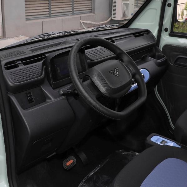 Beijing Minivan Chinese Electric Trucks For Urban Logistics Range 140KM Load 475KG