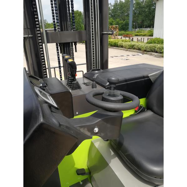 SNSC 2000kg Electric Reach Truck AC Motor With Triplex 7.5m Mast