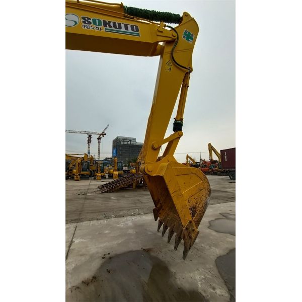 Komatsu PC240 Used Japan Excavator PC240LC-8 Crawler Excavator