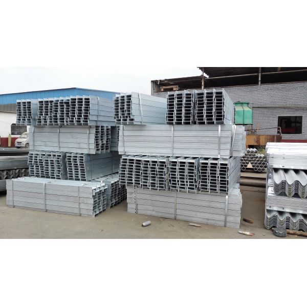 Q235 Q345 Galvanized Steel Highway Guardrail Fishtail End for Customized Projects