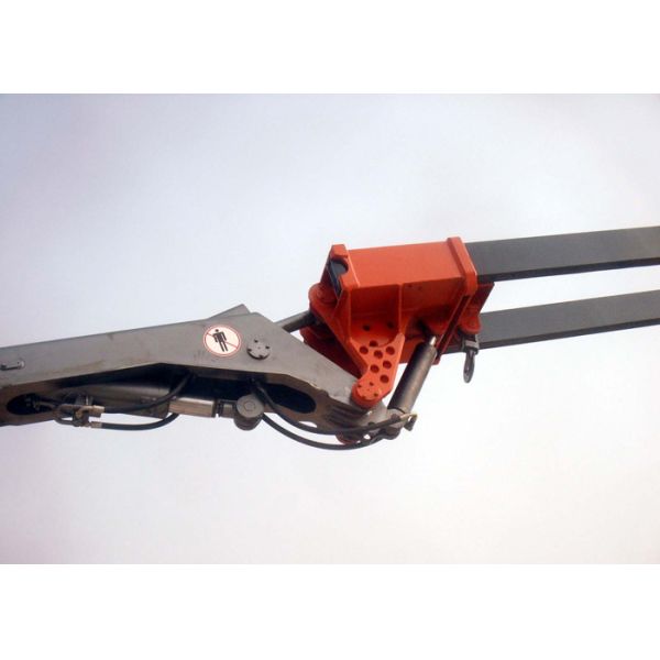 Astern Radar Telescopic Boom Forklift For Construction Spots / Ports / Public Works