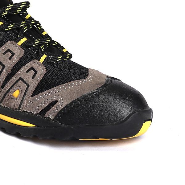 Steel Toe Protection Safety Boots With Low Cut Oil Resistant Construction