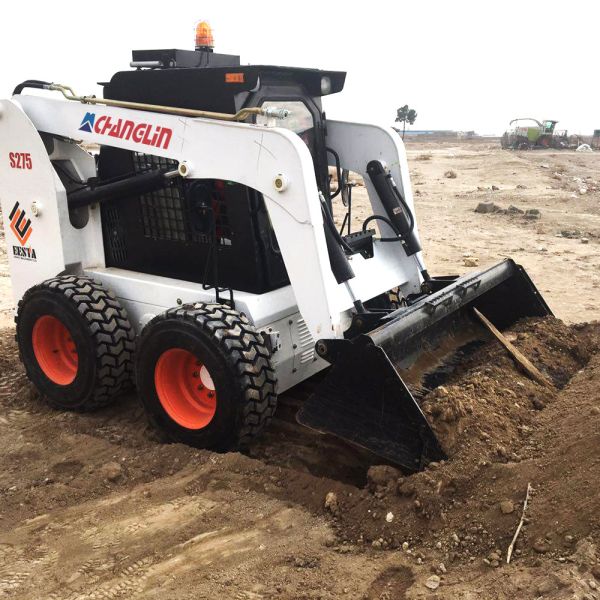 Mini China Skid Steer Loader 0.53 Cbm With Different Attachments