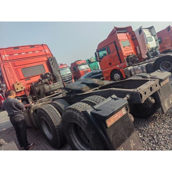 FAW JH6 Used Tractor Head Truck 6x4 430 Hp Natural Gas