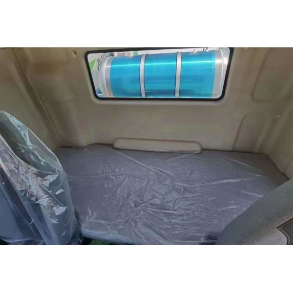 Used Heavy Duty Trucks 8*4 Drive Mode Shacman Concrete Mixer Truck 12 Cubic