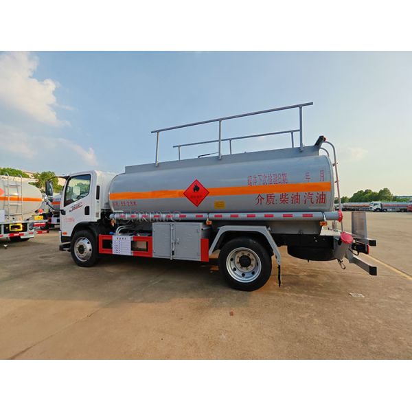 Best Selling Used FAW 20000-40000liter 4X2 Diesel Gasoline New Special Oil Fuel Tanker Tank Truck