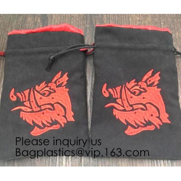 Fine Jewelry, Collectible Coins, Cute Charms And Trinkets. Place Fragrant Potpourri, Colorful Stones, Jewelry While Trav