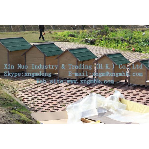 Wooden dog house, wooden kennel, wooden kennel, a waterproof wooden dog house