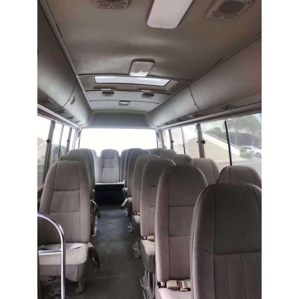 Petrol Engine Used Toyota Coaster Bus / 6 Gearbox Toyota Used Mini Bus