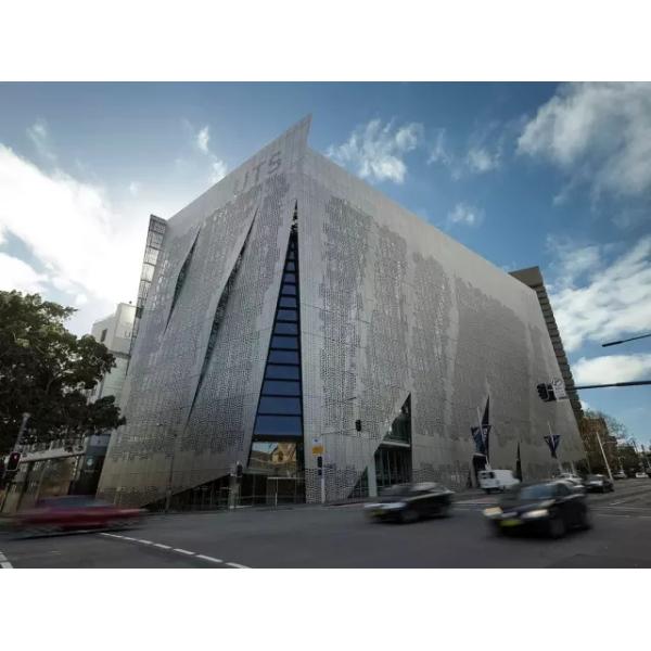 Anti Skid Decorative Perforated Aluminum Sheet