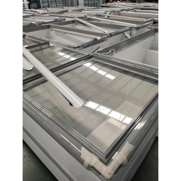 866L Supermarket Island Freezer