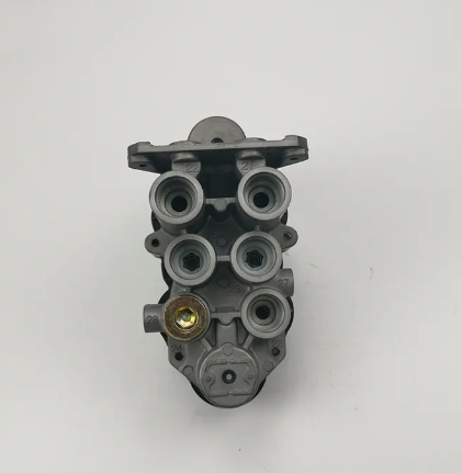 1-85576369-0 AE4535 Truck Brake System Air Dryer Protection Valve For ISUZU CXZ51K 6WF1