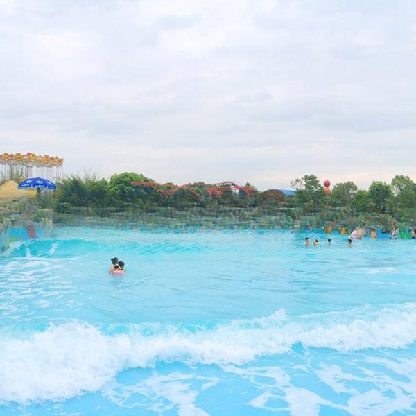 Artificial Tsunami Wave Pool Generator Customized Aqua Park Equipment
