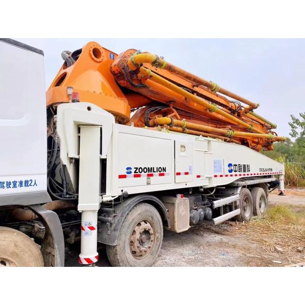 Zoomlion 56m Small Concrete Pump Truck Truck Mounted Boom Pump Remanufactured