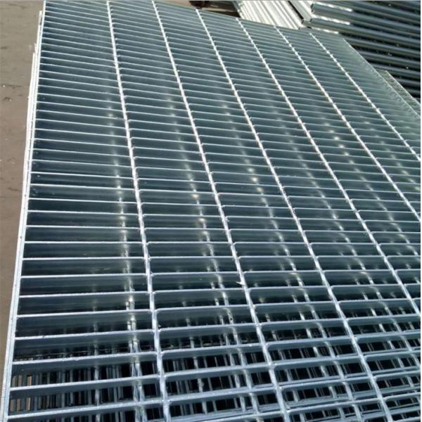 Outdoor Use Hot-dip Galvanized Anti-slip 30*3mm Steel Grating