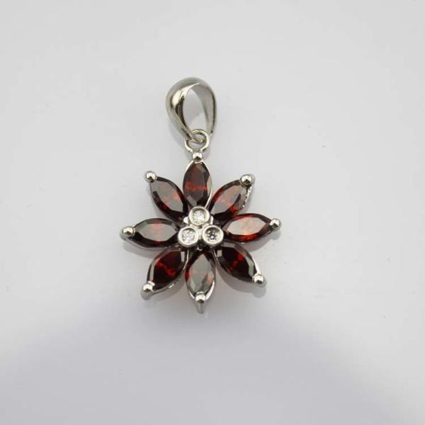 925 Silver Jewelry Blue Topaz Cubic Zircon Flower Pendant (FP022)