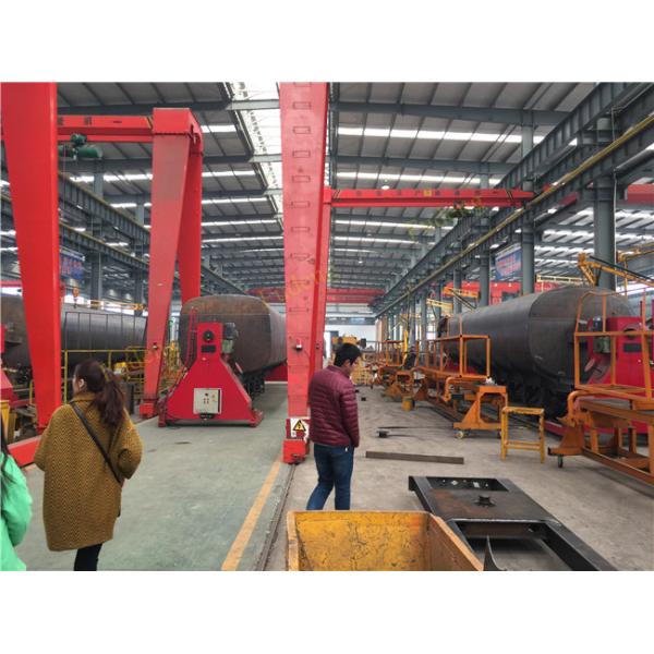 60000 Liters Diesel Tanker Trailers , Steel Fuel 2 / 4 Tri Axle Tanker Trailer