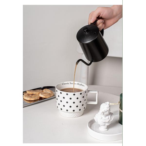 Experience The Elegance Of Black And White Ceramic Mug Coffee Cup For Business Gifts