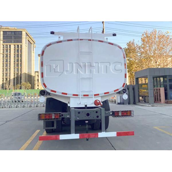 Sinotruk Howo A7 6x4 10 Wheel Fuel Tanker Truck With 371hp Euro 2 Engine