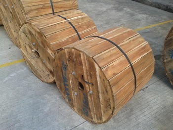 GYTS Steel Armored Fiber Optic Cable Loose Tube PE Sheath For Communication / LAN