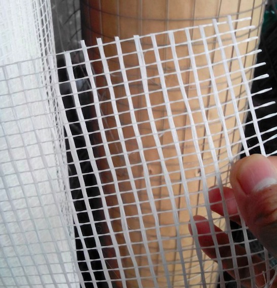 Anti Cracking Plaster Reinforcement Mesh 5 x 5mm Alkali Resistant Fiberglass Mesh