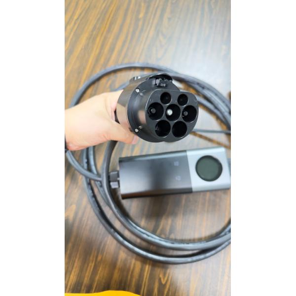 Smart Portable 22kw Electric Vehicle Charger Wall Mounted With Plug Holder And Handbag