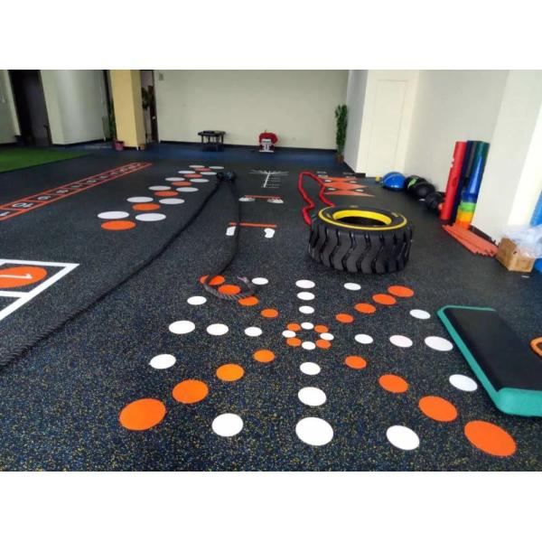 Red Sports Floor Tiles 500*500mm 1000mm*1000mm Rubber Gymnasium Flooring