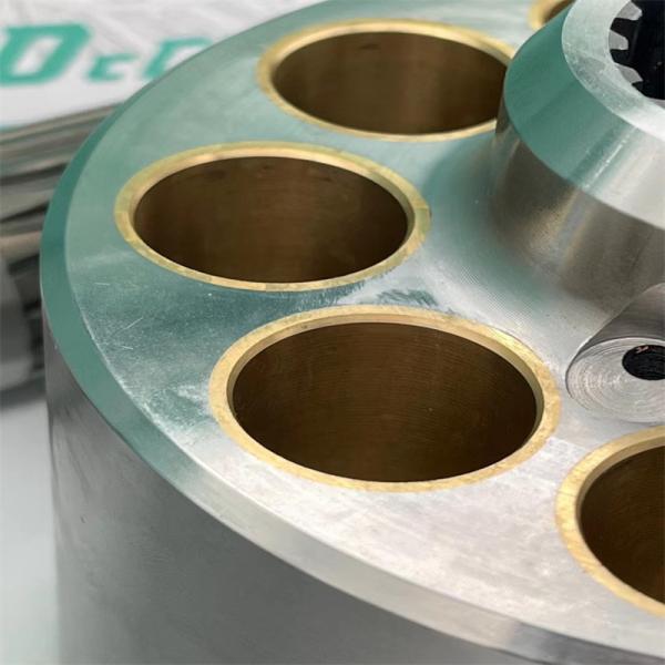 Hitachi Hydraulic Spare Parts 708-1W-00131 For HPV75 PC60-7 PC75UU