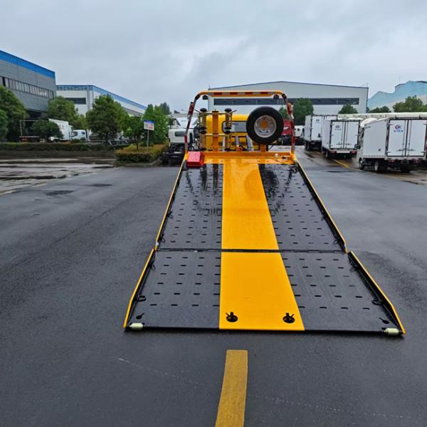 FAW New Brand 4x2 5 Tons Tow Truck Wrecker Truck With 6M Flat Bed