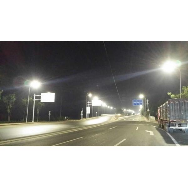 IP65 Aluminum LED Street Light 60W AC100-347V for City Road