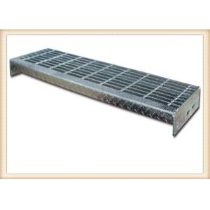 Checkered Plate Serrated 25x5 Bar Grating Stair Tread