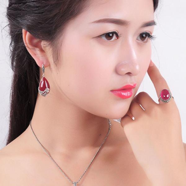 Sterling Silver Red Agate Dangle Earrings Thai Vintage Jewelry (E12037RED)