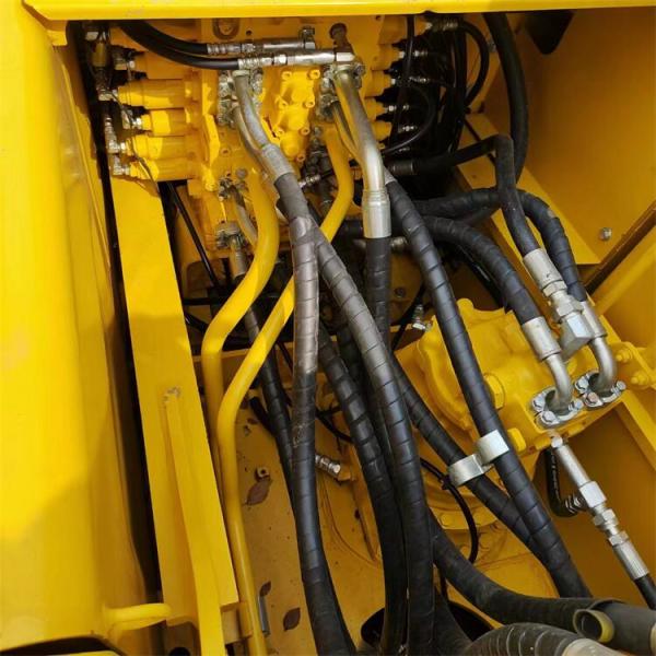 Used Komatsu PC200-7 Crawler Excavator 0.8m3 Bucket Capacity 20000 KG Machine Weight