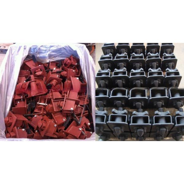 ISO Standard Container Lashing Equipment Dovetail Twist Lock Foundation Standard Size and 7.5/10.50/15.5kgs Capacity