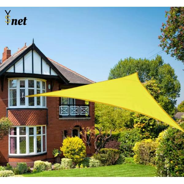 3.0m X 3.0m X 3.0m 160g 300D Triangle Anti-UV Large Red Garden Waterproof Sun Shade Sail Made of Oxford Material