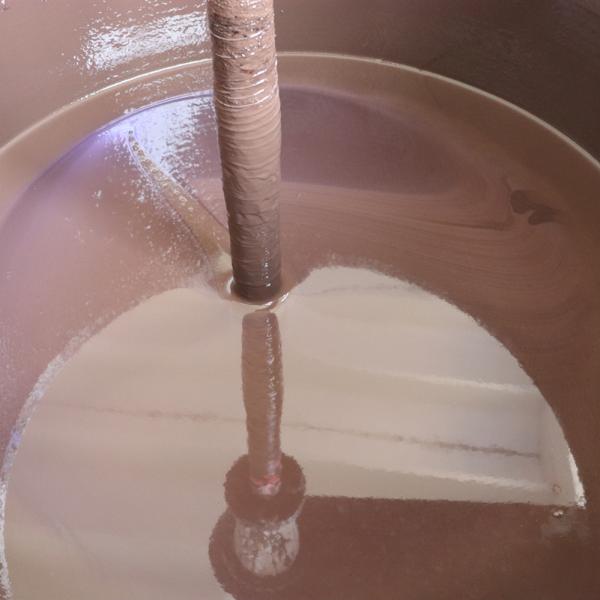 High Polymer Modified Bituminous Waterproofing Coating With Industrial Design Style