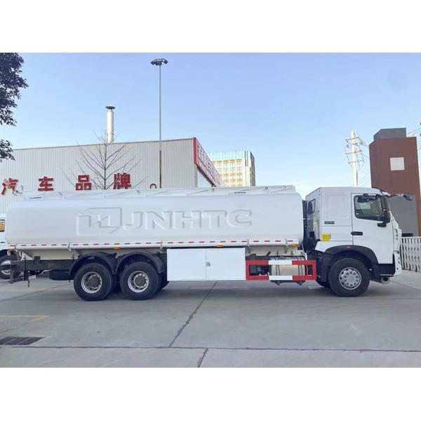 Sinotruk Howo A7 6x4 10 Wheel Fuel Tanker Truck With 371hp Euro 2 Engine