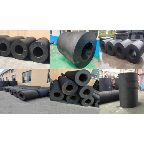 600mm Impact Resistance Cylindrical Marine Fenders Dock Solid For Berthing Operations