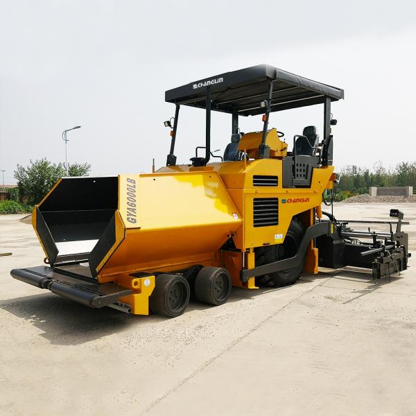 Crawler Road Asphalt Paver Equipment GYA4200 With Cummins Engine