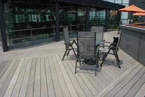China Flexible WPC Composite Decking Patio WPC Construction Decking on sale