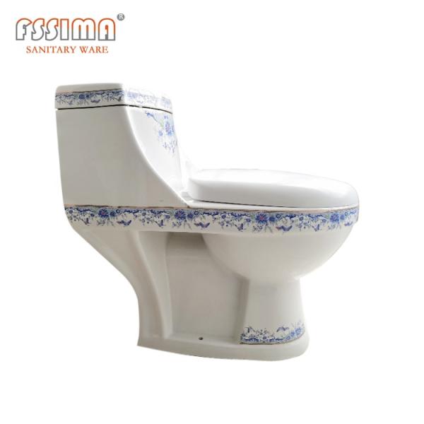 One Piece Two Piece Toilets Ceramic Water Closet 740x360mm