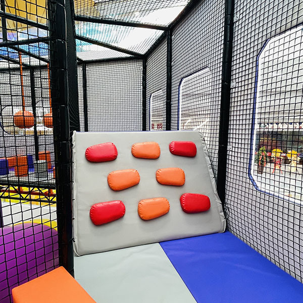 Junior Ninja Course Indoor Playground Equipment for Ages 5-12