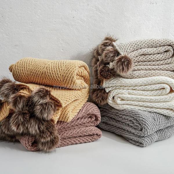Y-F Home Decor New Nordic Style Soft Fluffy Chenille Knitted Pom Pom Tassel Sofa Throws Plush Couch Crochet Blanket